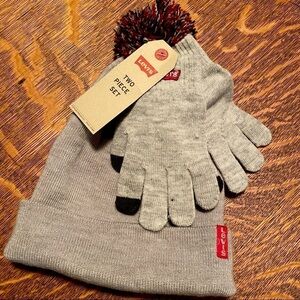 Levi’s Yourh Boys Gray Hat Beanie Gloves New